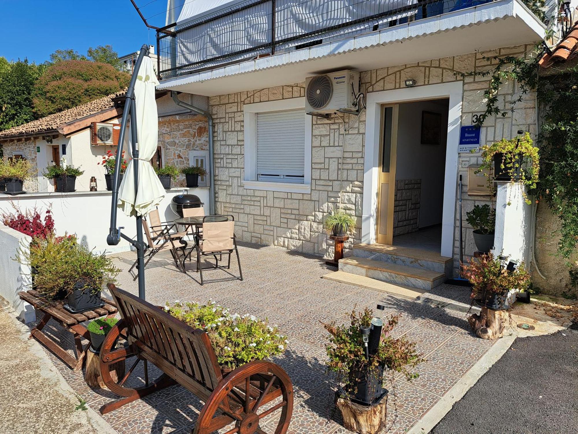 Nostress Apartment Pula Exterior photo
